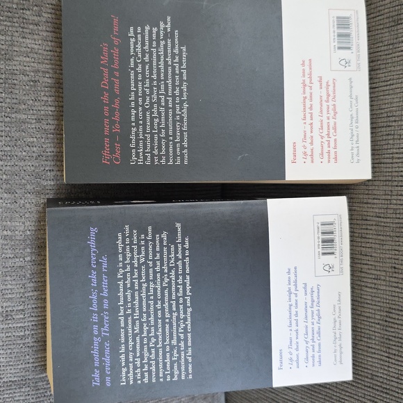 Collins Classics Book Set: Great Expectations & Treasure Island, EUC. - Picture 2 of 8